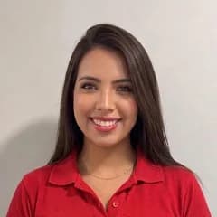Juanita Cárdenas, Agente Comercial y de Producto