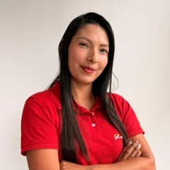 Pilar Copete, Agente Comercial