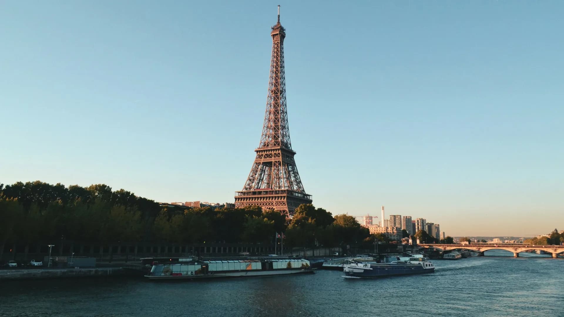 París